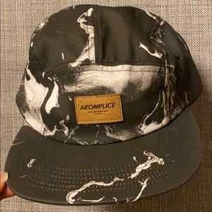 Akomplice cap 🧢